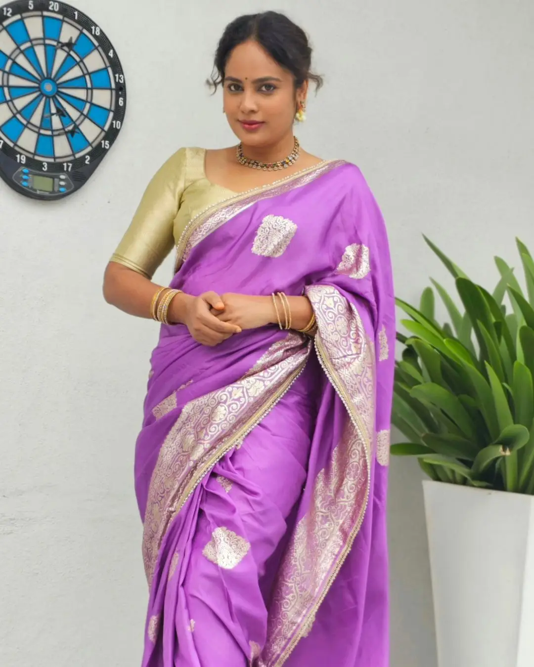 Nandita Swetha Stills In Violet Saree Yellow Blouse